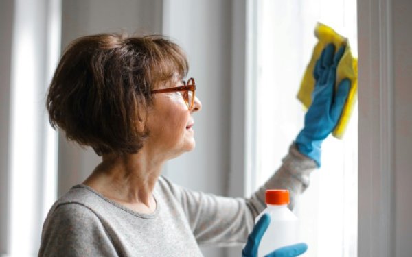 Daily & Contract Cleaning